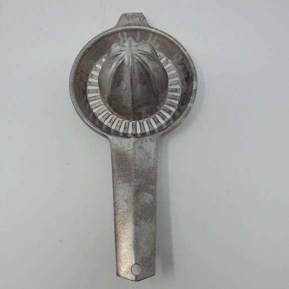 Vintage 1950's Foley Aluminum Citrus Juicer Reamer Handheld Place on Cup or Bowl - Picture 2 of 5
